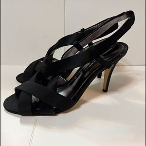 Caparros 8.5 Sandal with Heel.  Excellent condition.  Great for upcoming events!